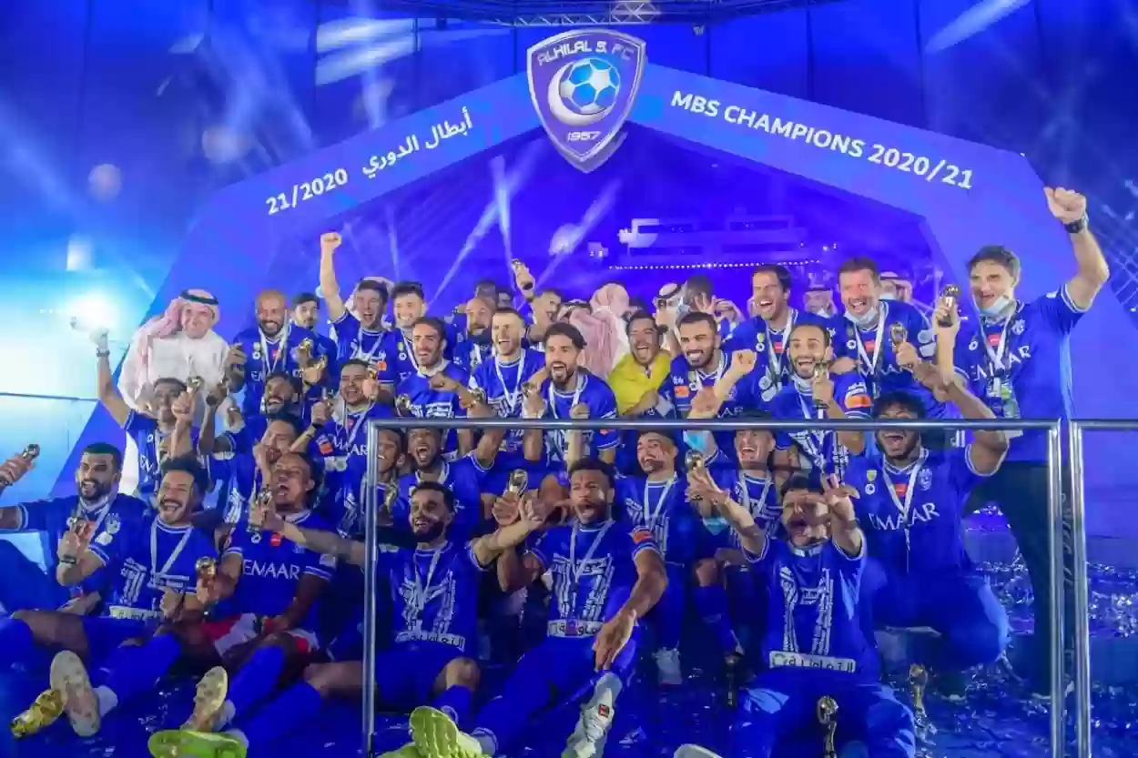 انتهاء 3 عقود في الهلال.. رحيل الأيقونة وتمرد آخر خلال الميركاتو