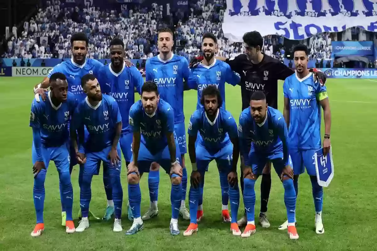 نجم الهلال السابق يكشف