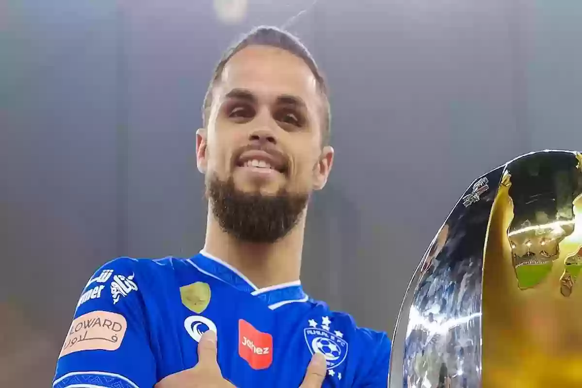 كم طول ميشيل؟! ميشائيل دالغادو لاعب الهلال السعودي السيرة الذاتية