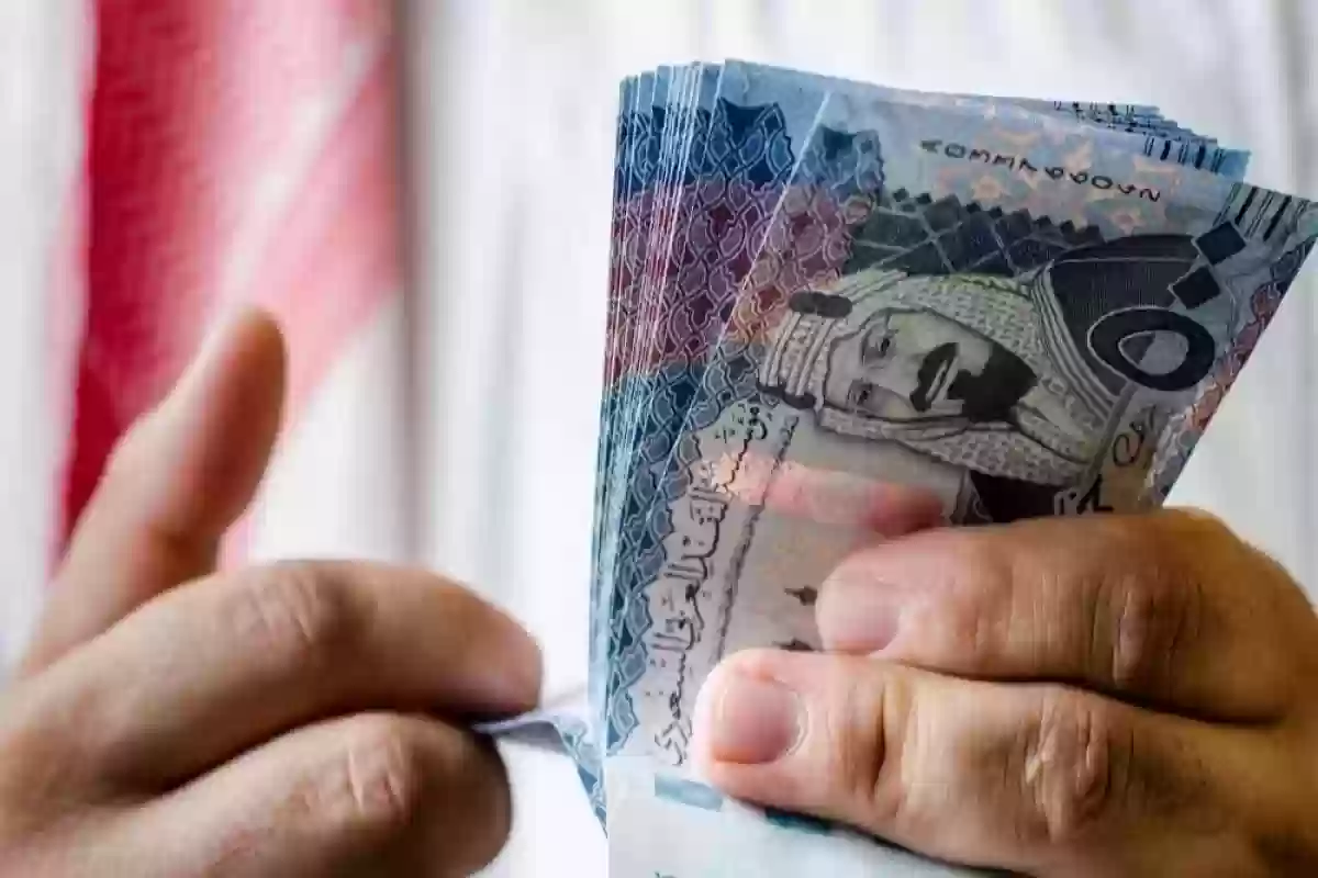 أسباب تأخر إيداع رواتب الموظفين .. المالية توضح التفاصيل