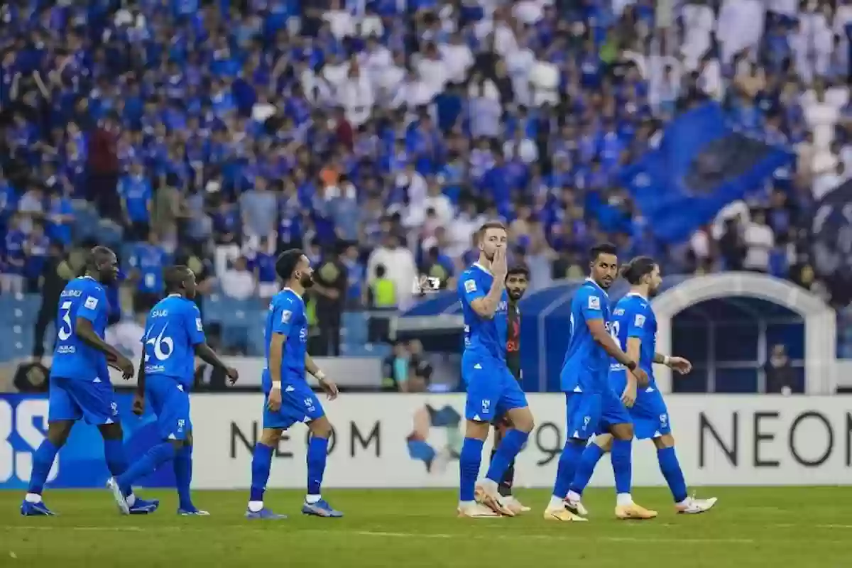 نجم الهلال يفجرها