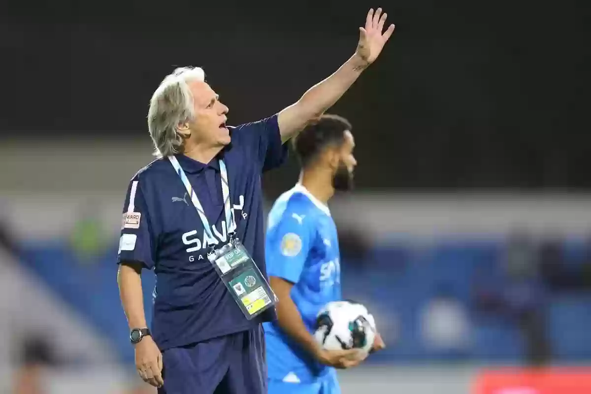 الهلال يعلن تجديد عقد جيسوس